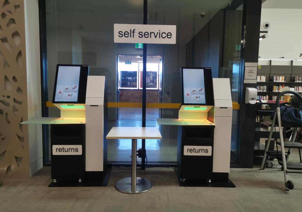 selfCheck 1000 machines at Blue Mountains Library for self-service checkouts and returns